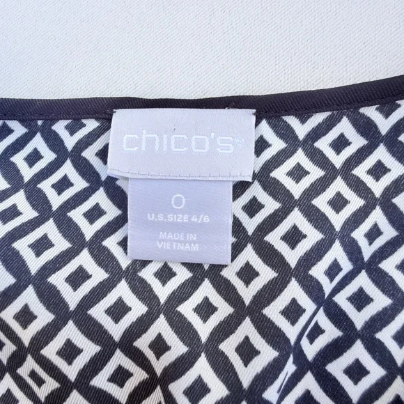 Chico’s Black White Damask Print Blouse Size 0 (US 4/6) Boho Tunic 3/4 Sleeve - Picture 2 of 8